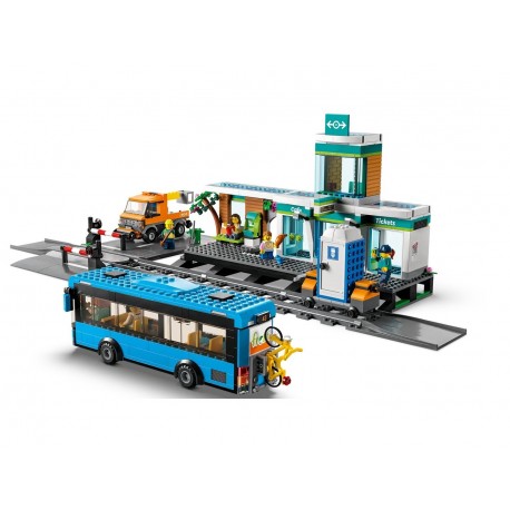 LEGO City 60335 Dworzec kolejowy